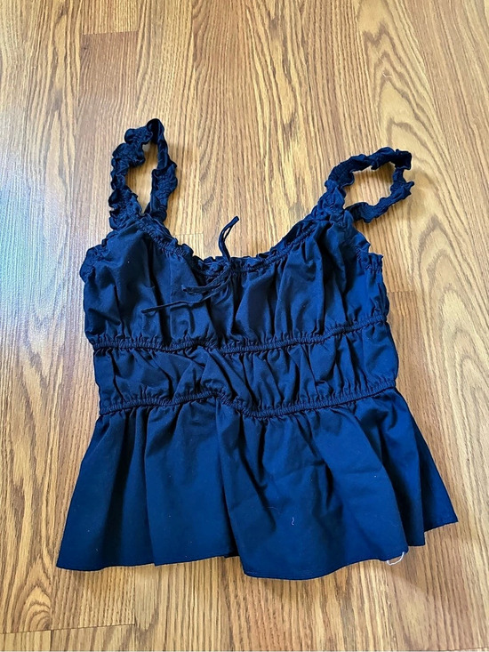 Aritzia Tops - Aritzia Blue Peplum Camisole Like New